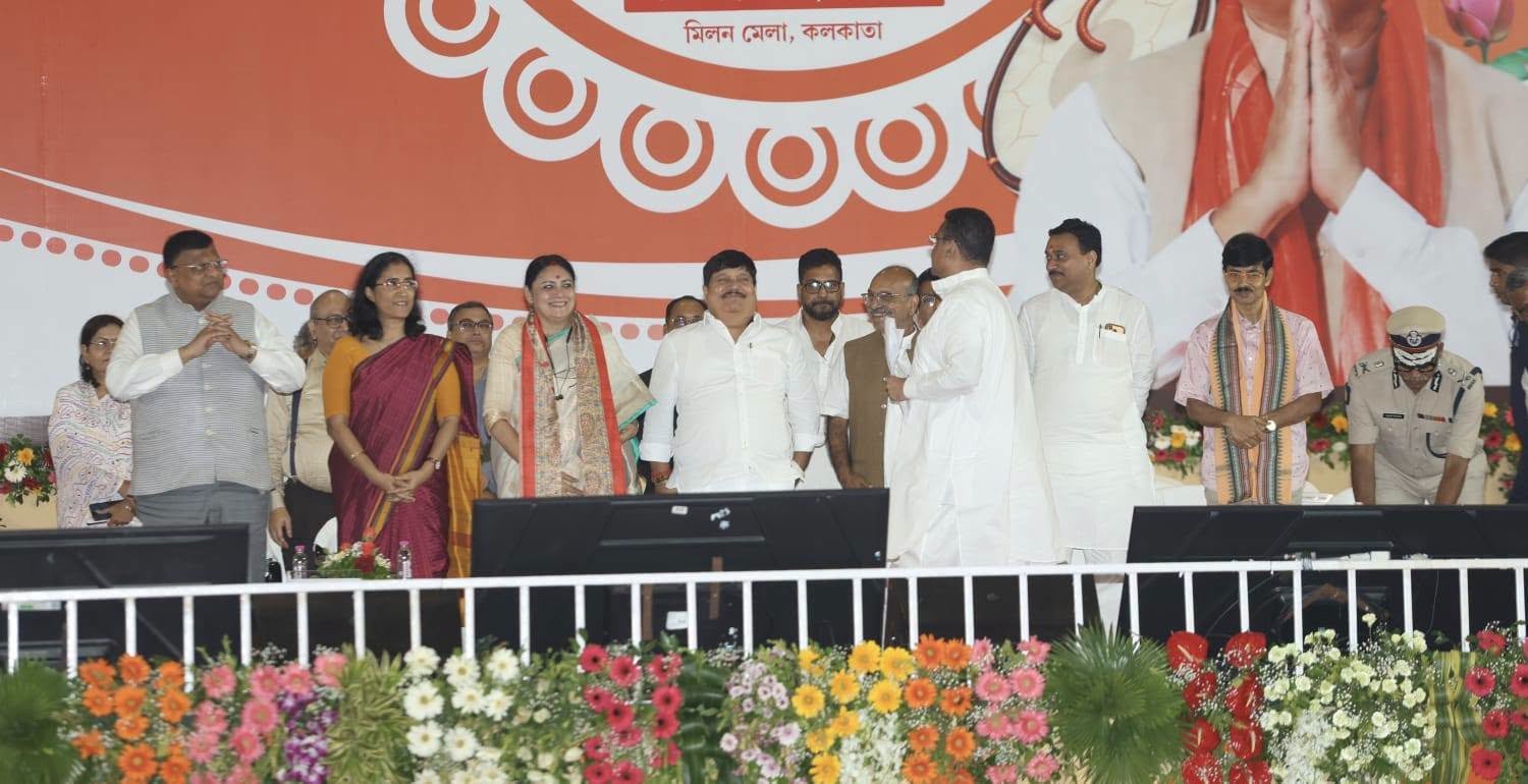 পুজো কমিটিকে ₹১ লক্ষ অনুদান, মকুব বিদ্যুৎ বিল-দমকলের খরচ, মহালয়ার আগে উদ্বোধন নয়